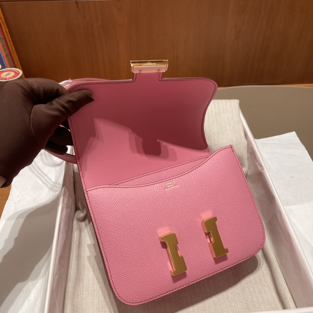 에르메스 콘스탄스18 사쿠라핑크 금장 앱송